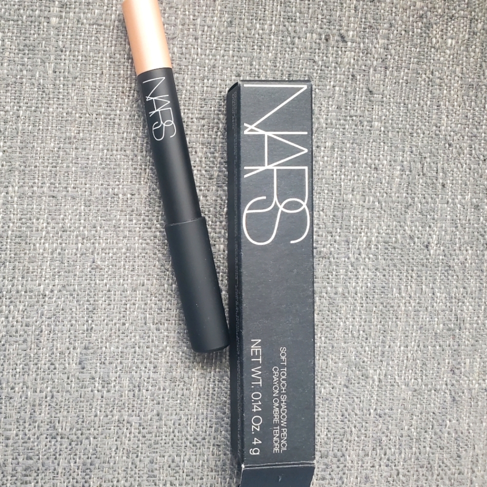 NWT  Nars soft touch shadow pencil